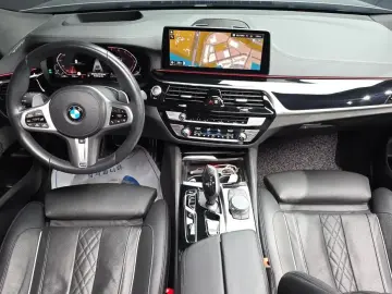 2021 BMW 6 серии с пробегом 113 252 км