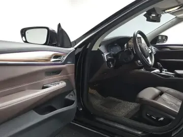 2023 BMW 6 серии с пробегом 93 102 км