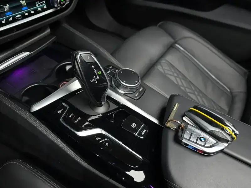 2022 BMW 6 серии с пробегом 99 303 км