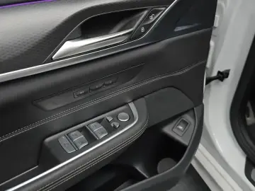 2022 BMW 6 серии с пробегом 99 303 км