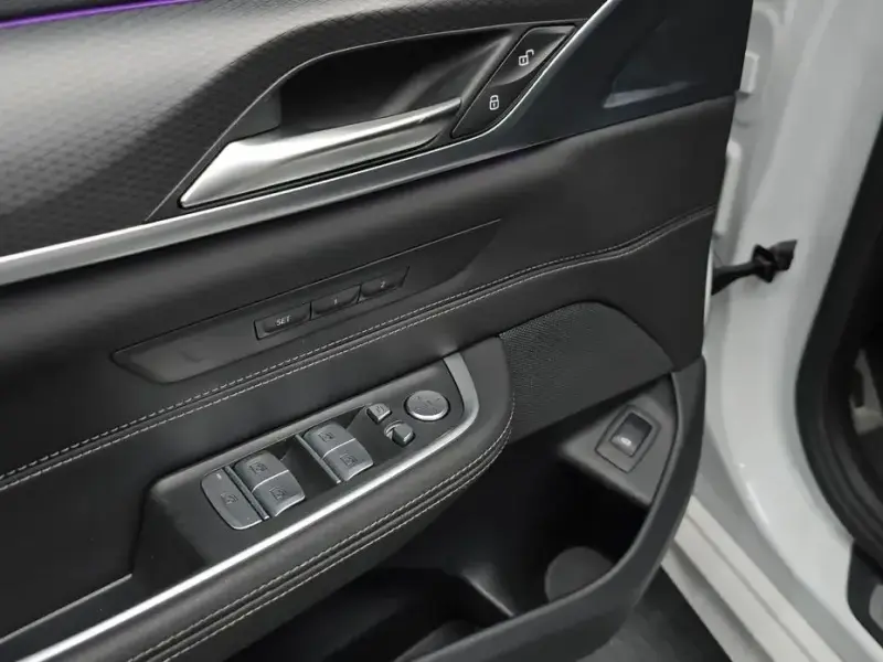 2022 BMW 6 серии с пробегом 99 303 км