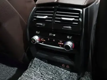 2023 BMW 6 серии с пробегом 93 102 км