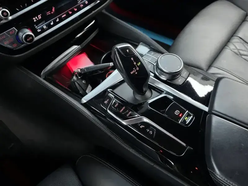 2022 BMW 6 серии с пробегом 34 203 км