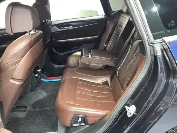 2021 BMW 6 серии с пробегом 72 223 км