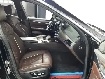 2021 BMW 6 серии с пробегом 72 223 км