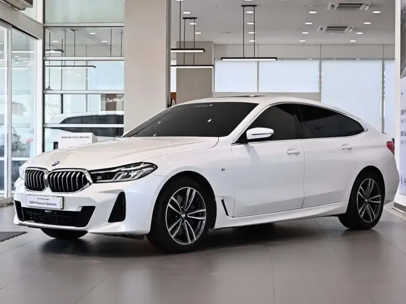 2023 BMW 6 серии с пробегом 54 584 км