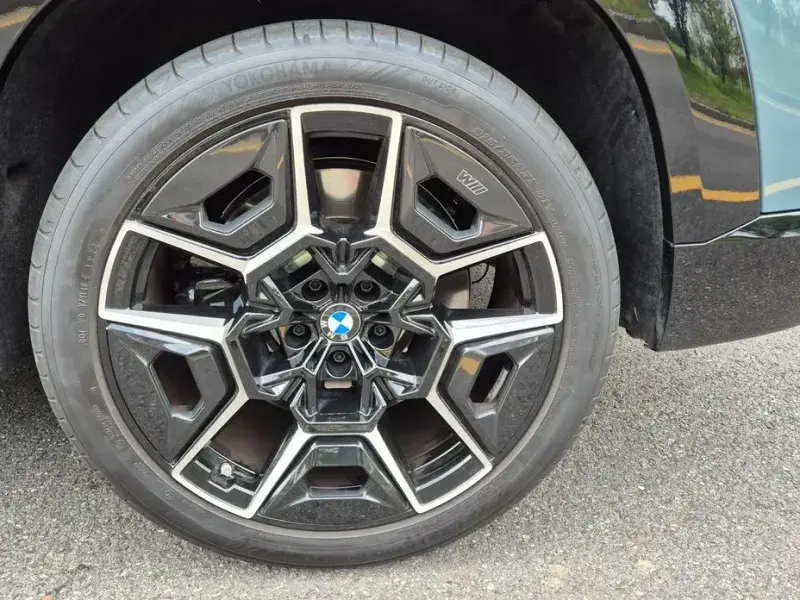 2025 BMW XM с пробегом 5 750 км