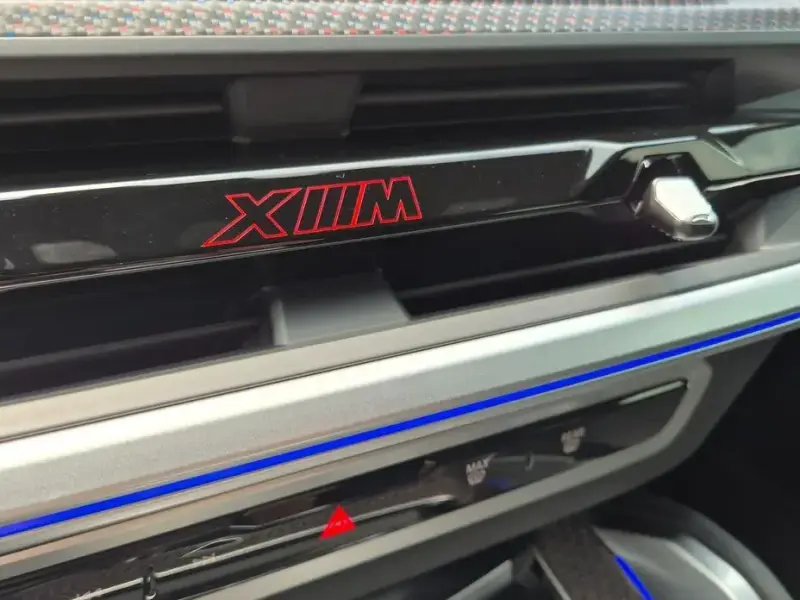 2025 BMW XM с пробегом 5 750 км