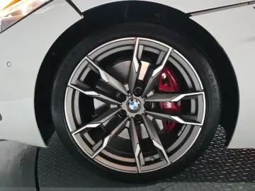 2023 BMW Z4 с пробегом 11 441 км