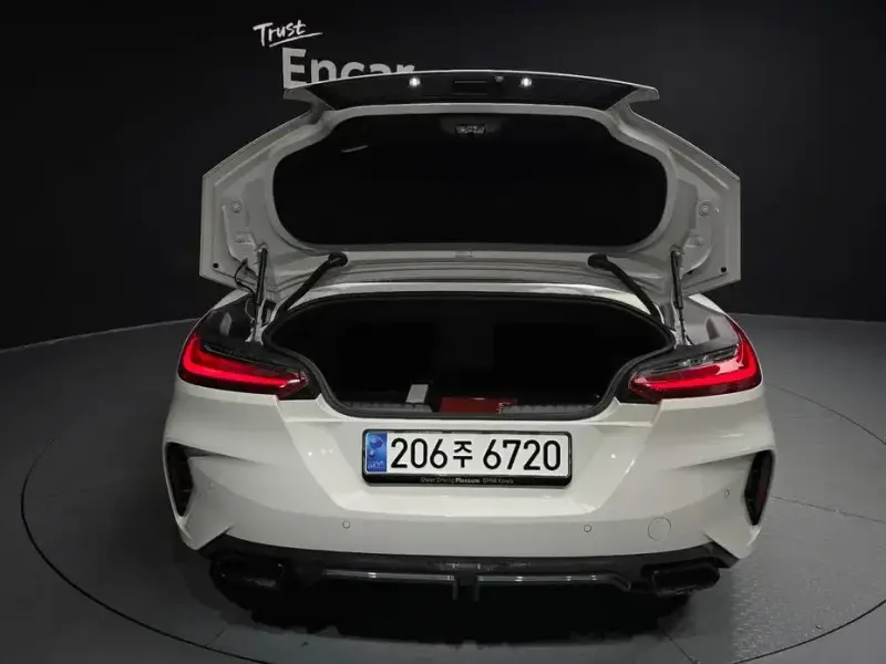 2023 BMW Z4 с пробегом 11 441 км