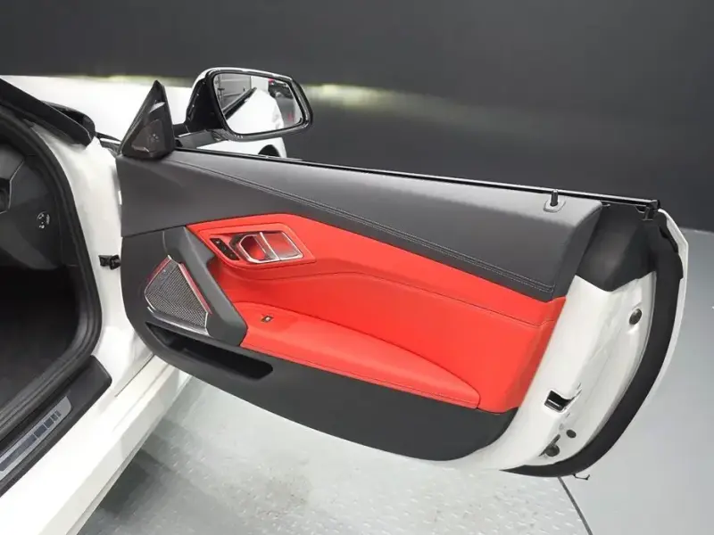 2023 BMW Z4 с пробегом 11 441 км