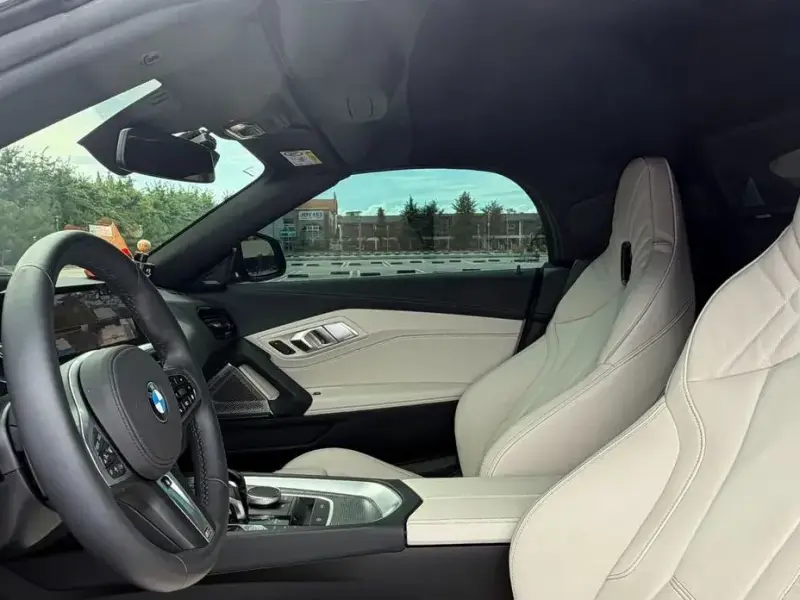 2025 BMW Z4 с пробегом 10 287 км