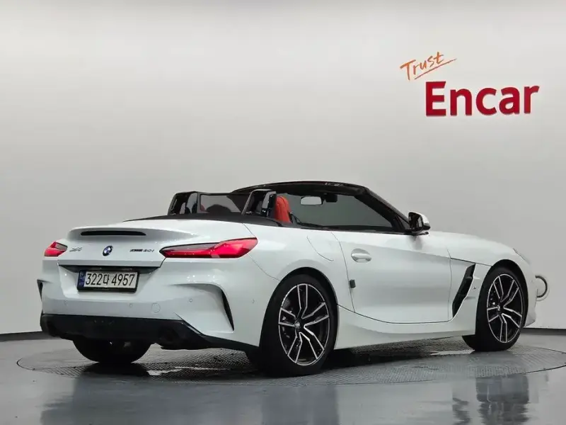 2024 BMW Z4 с пробегом 8 418 км