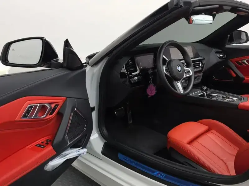 2024 BMW Z4 с пробегом 8 418 км