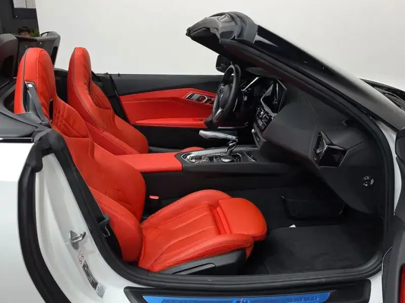2024 BMW Z4 с пробегом 8 418 км