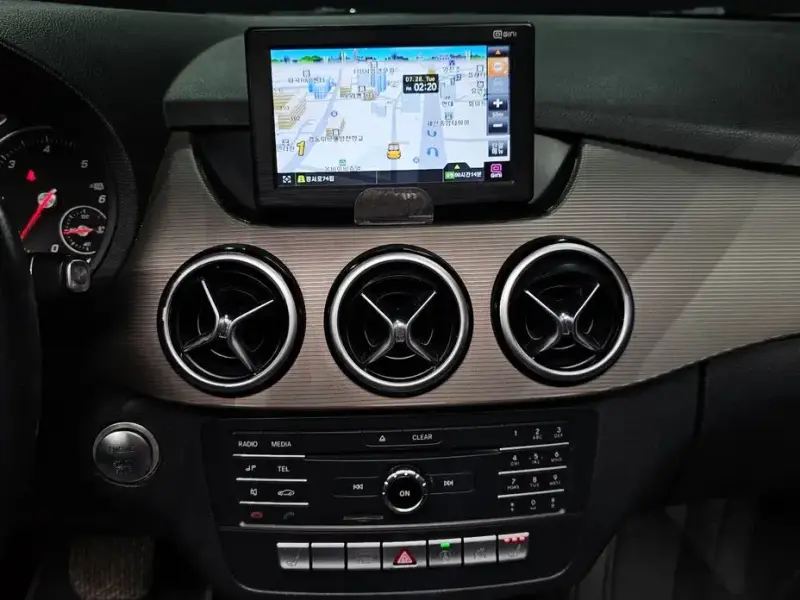 2016 Mercedes-Benz B-Класс с пробегом 204 554 км