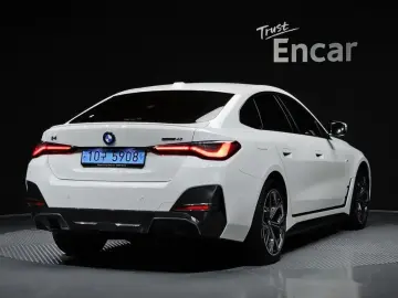 2023 BMW i4 с пробегом 59 113 км