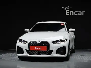 2023 BMW i4 с пробегом 59 113 км
