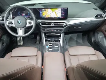 2023 BMW i4 с пробегом 59 113 км