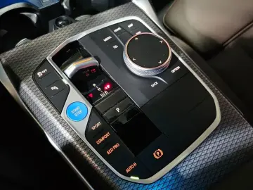 2023 BMW i4 с пробегом 59 113 км