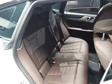 2023 BMW i4 с пробегом 59 113 км