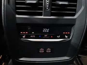 2023 BMW i4 с пробегом 59 113 км
