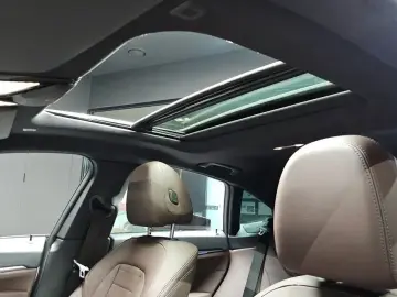 2023 BMW i4 с пробегом 59 113 км