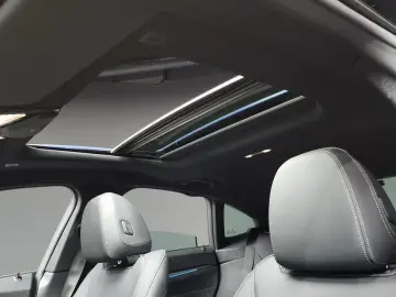2025 BMW i4 с пробегом 4 171 км