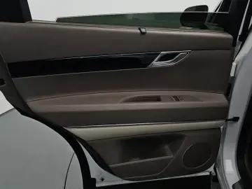 2023 Genesis GV80 с пробегом 34 514 км