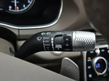 2023 Genesis GV80 с пробегом 34 514 км