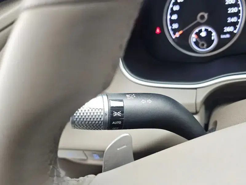 2023 Genesis GV80 с пробегом 34 514 км