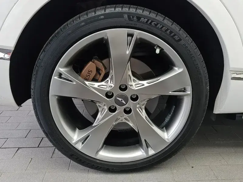 2023 Genesis GV80 с пробегом 57 420 км