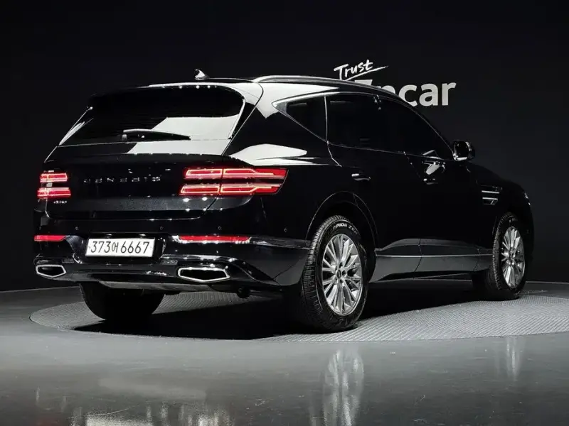 2023 Genesis GV80 с пробегом 14 235 км