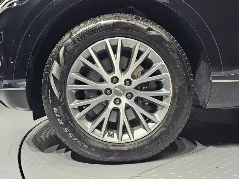 2023 Genesis GV80 с пробегом 14 235 км