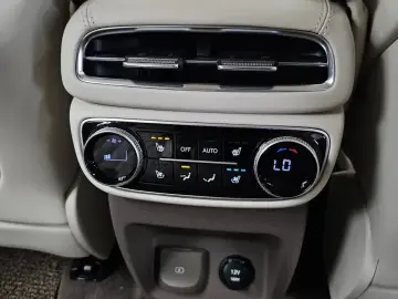 2023 Genesis GV80 с пробегом 57 420 км