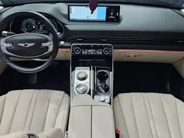 2023 Genesis GV80 с пробегом 14 235 км
