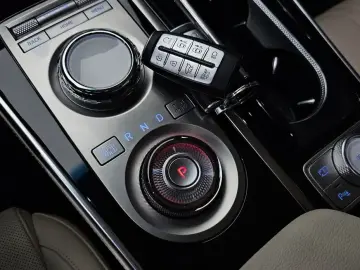 2023 Genesis GV80 с пробегом 14 235 км
