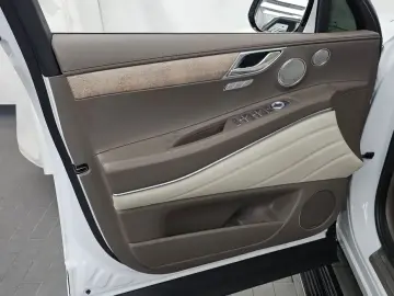 2023 Genesis GV80 с пробегом 57 420 км