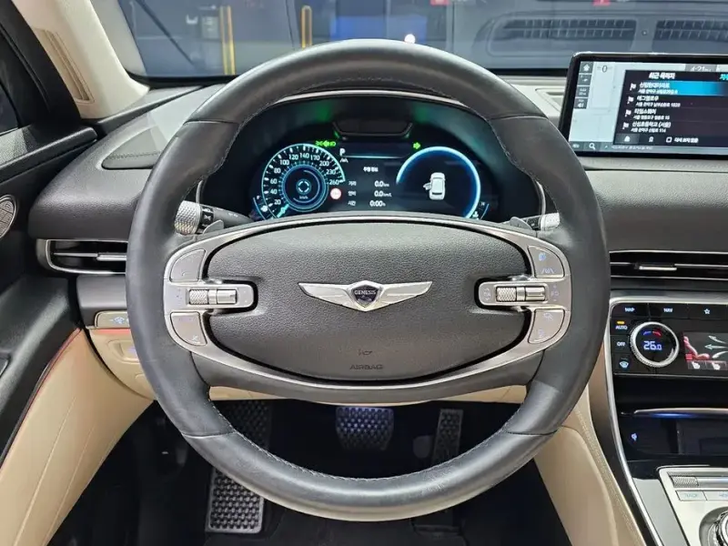 2023 Genesis GV80 с пробегом 14 235 км