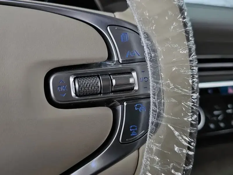 2023 Genesis GV80 с пробегом 57 420 км