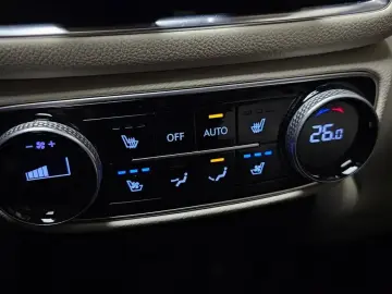 2023 Genesis GV80 с пробегом 14 235 км