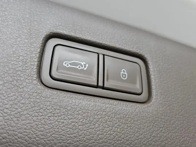 2023 Genesis GV80 с пробегом 57 420 км