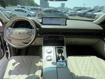 2023 Genesis GV80 с пробегом 70 130 км