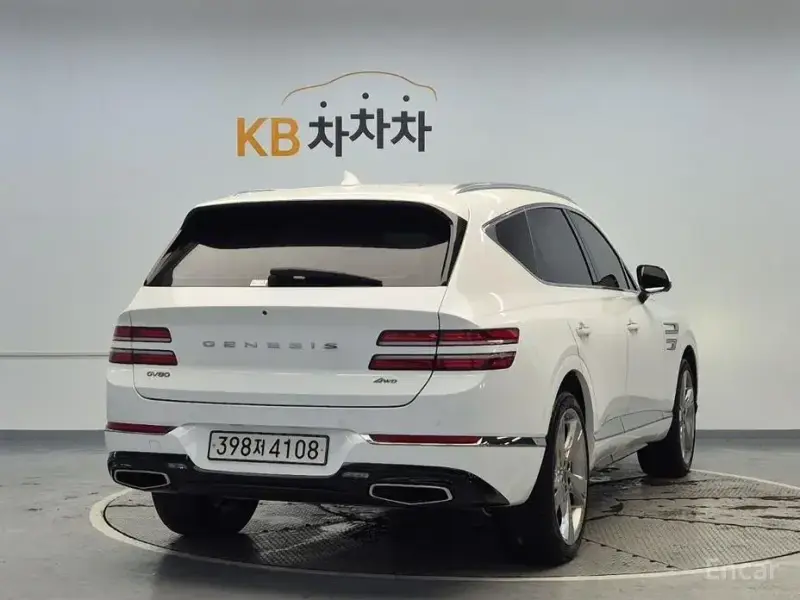2023 Genesis GV80 с пробегом 58 997 км