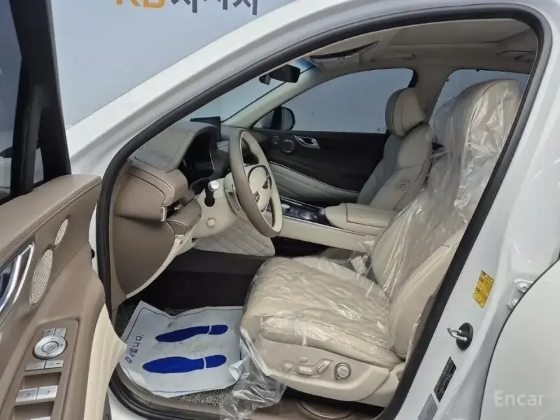 2023 Genesis GV80 с пробегом 58 997 км