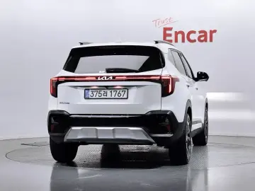 2025 Kia Seltos с пробегом 6 546 км