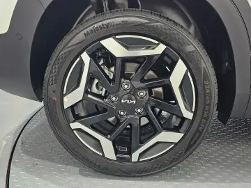 2025 Kia Seltos с пробегом 6 546 км