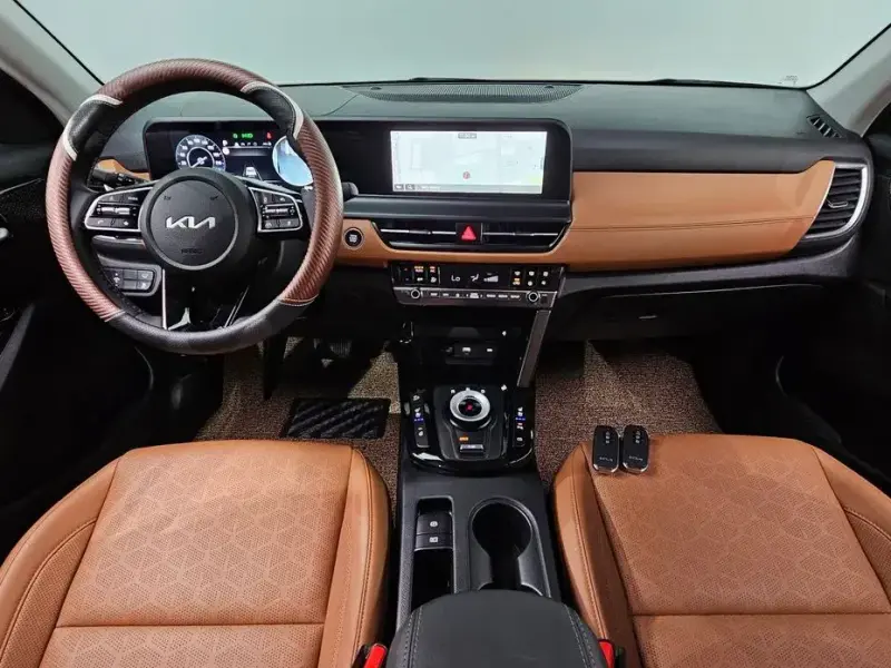 2025 Kia Seltos с пробегом 6 546 км