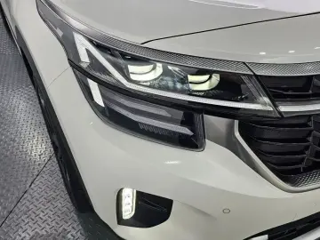 2025 Kia Seltos с пробегом 6 546 км