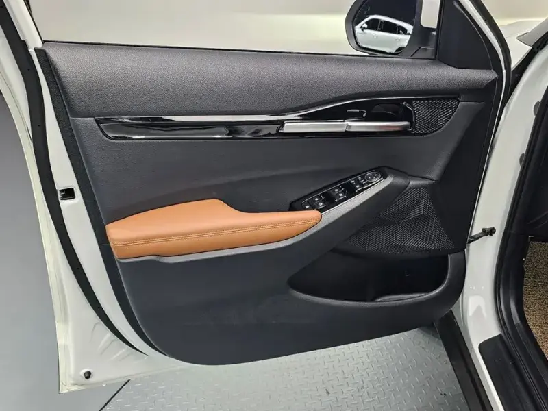 2025 Kia Seltos с пробегом 6 546 км